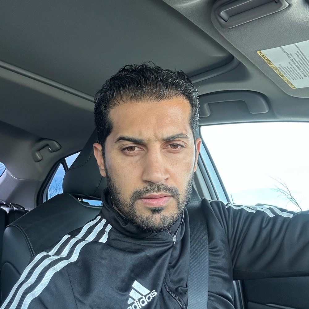 Meet your Posher, Majid
